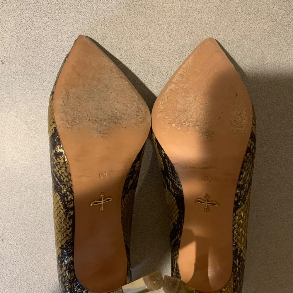 Pour la Victoire Gold /Brown Snakeprint Leather Pumps sz 8.5